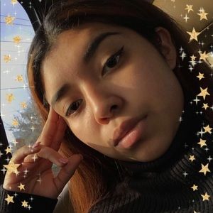 Meet your Posher, Monica